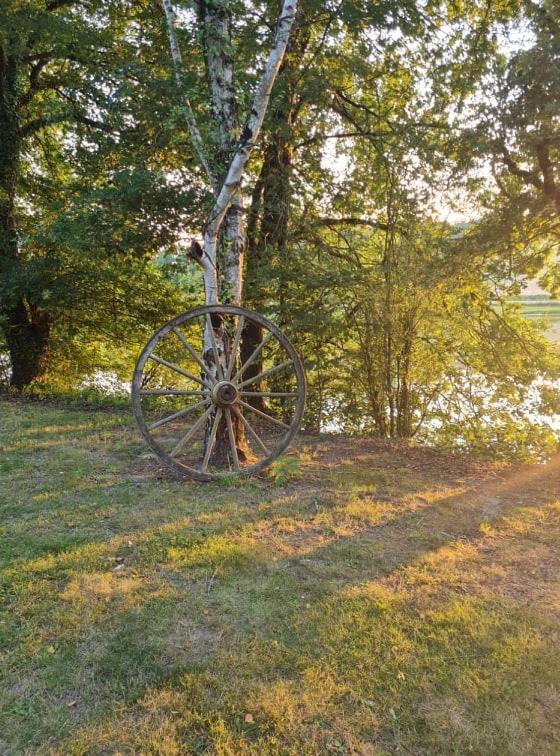Camping De La Reuille Flere-la-Riviere Екстер'єр фото