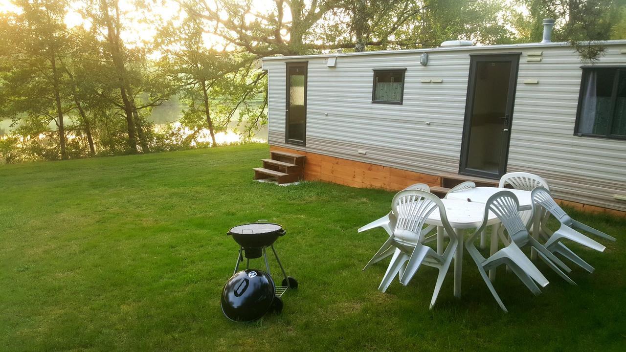 Camping De La Reuille Flere-la-Riviere Екстер'єр фото